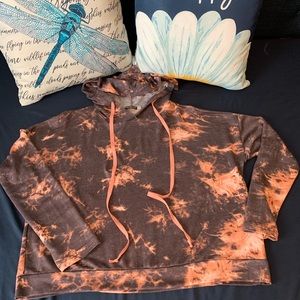 Earthbound long sleeve cropped top